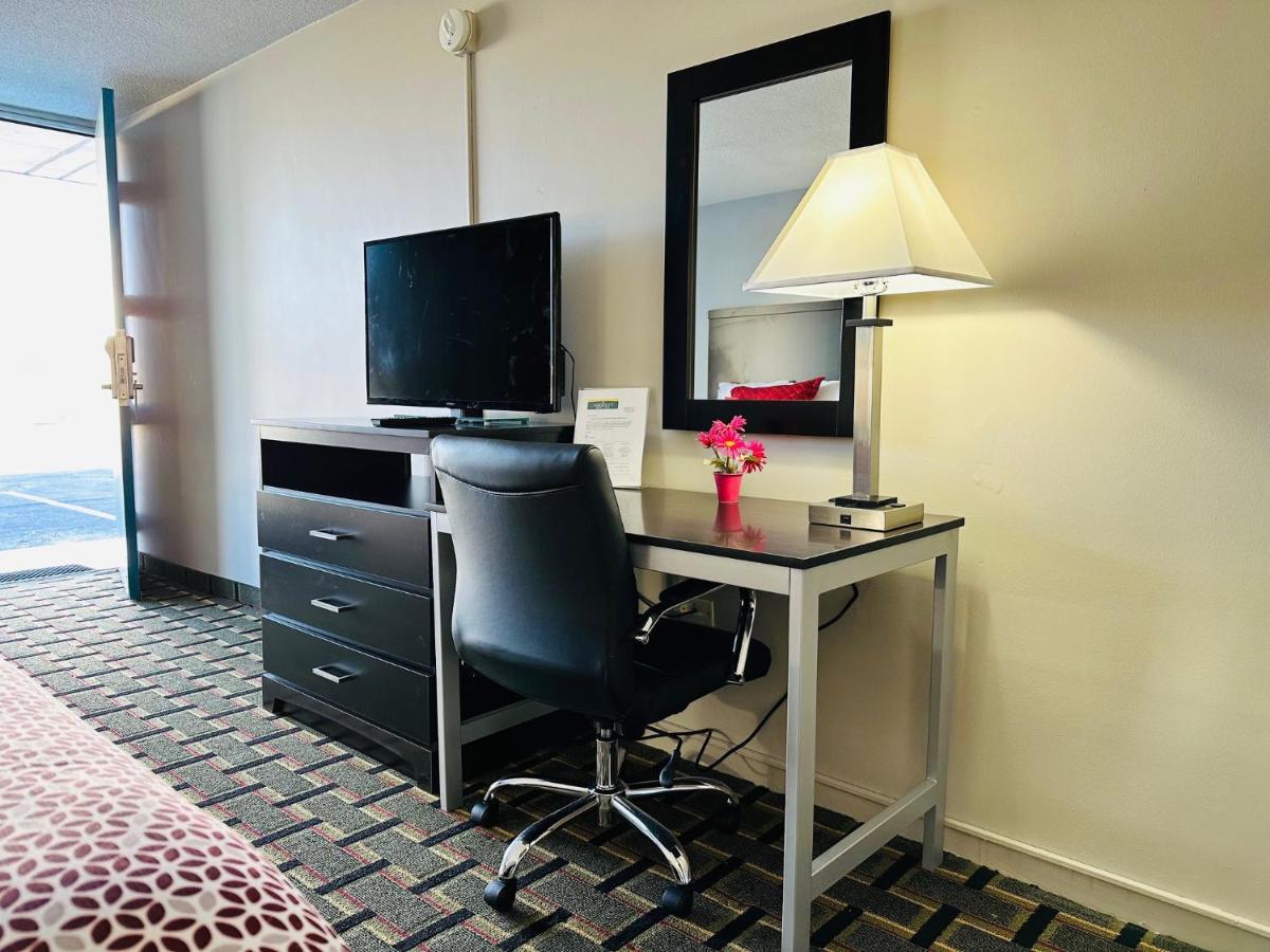 Econo Lodge Clemson Eksteriør billede