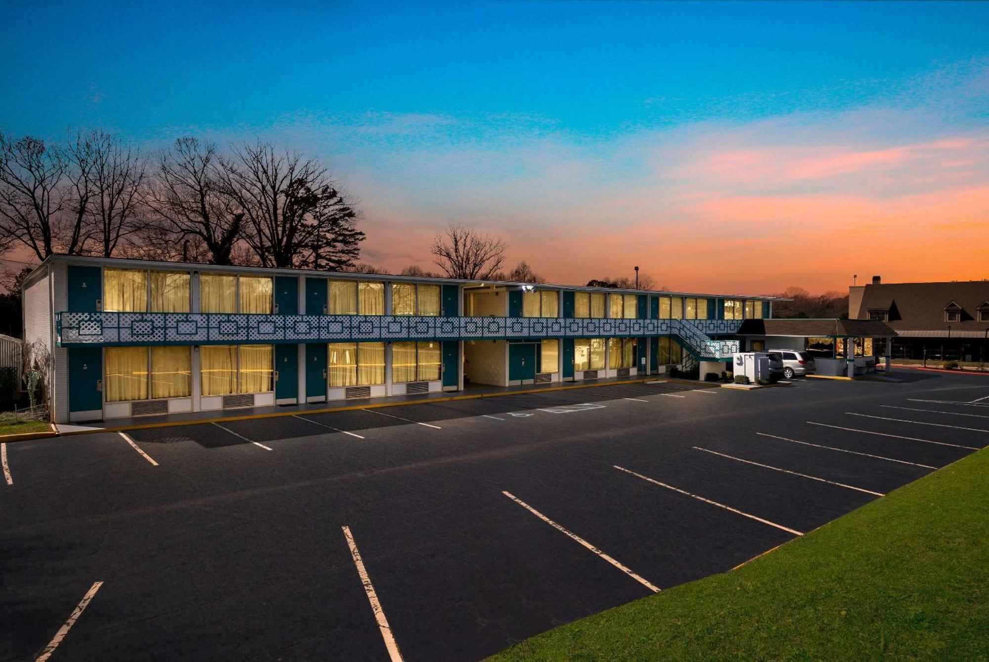 Econo Lodge Clemson Eksteriør billede